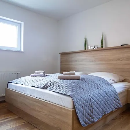 Luxury Monte Carlo Portschach am Woerthersee