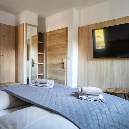 Luxury Monte Carlo Aparthotel Portschach am Woerthersee