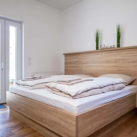 Luxury Monte Carlo 4* Portschach am Woerthersee