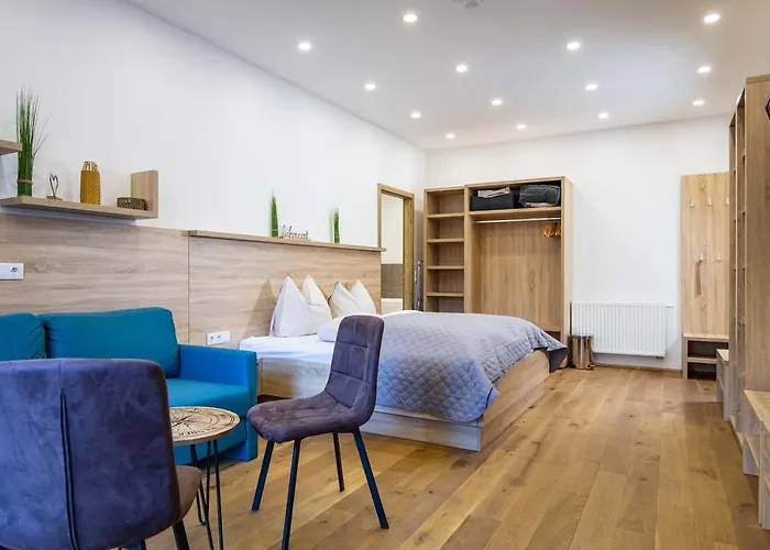 Luxury Monte Carlo 4* Пёрчах-ам-Вёртерзе