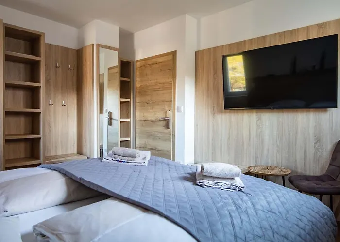 Luxury Monte Carlo Aparthotel Portschach am Woerthersee